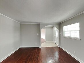 2141 Province Ln in Dallas, TX - Building Photo - Building Photo