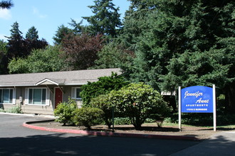 Jennifer Anne Apartments in Portland, OR - Building Photo - Building Photo