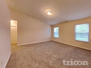 5237 Montavia Ln in Indianapolis, IN - Building Photo - Building Photo