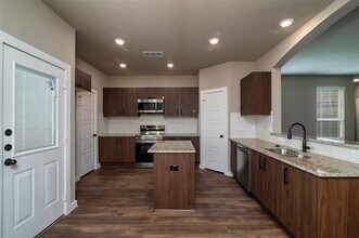 600 Harvest Moon Dr in Venus, TX - Building Photo - Building Photo