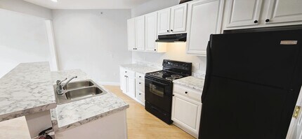 Clock Tower Square in Burlington, VT - Foto de edificio - Building Photo