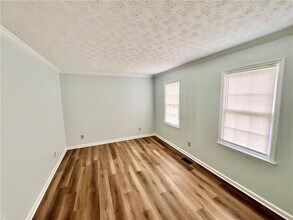 93 Radford Cir SW in Marietta, GA - Building Photo - Building Photo