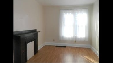 9 Hall Ave in Washington, PA - Building Photo - Building Photo