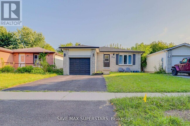 27 Maitland Dr in Barrie, ON - Building Photo - Building Photo