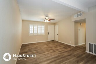 4334 Cloverdale Ave in Las Vegas, NV - Building Photo - Building Photo