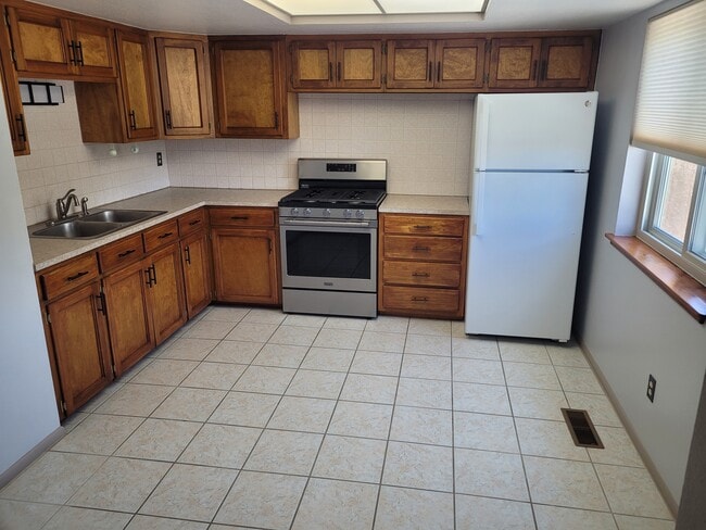 1319 Pacheco Ct, Unit b in Santa Fe, NM - Foto de edificio - Building Photo