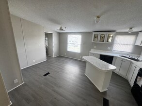 122 Fox Meadow Dr in Alvin, TX - Building Photo - Building Photo