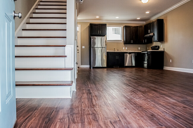 property at 913 W M.L.K. Blvd