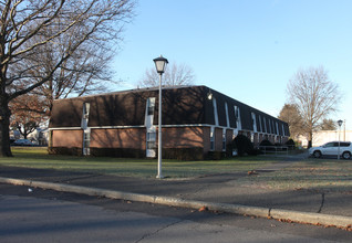 Stuyvesant Charter Apartments in Kingston, NY - Building Photo - Building Photo