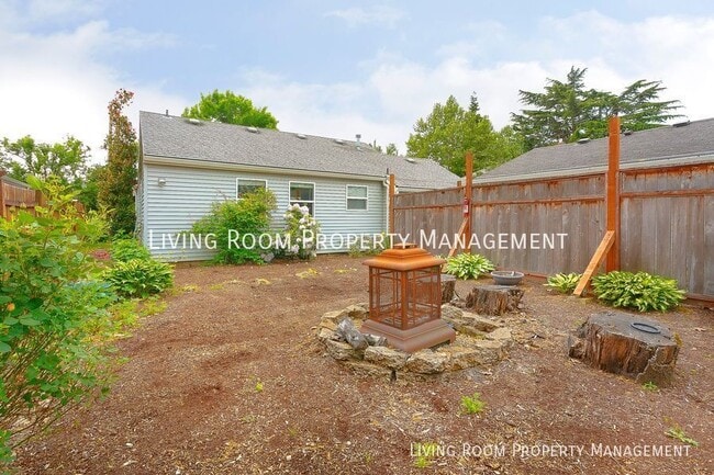 8729 SE Morrison St in Portland, OR - Building Photo - Building Photo