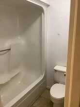 381 Windermere Blvd in Alexandria, LA - Building Photo - Building Photo