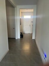 10000 SW Triton Wy in Port St. Lucie, FL - Building Photo - Building Photo