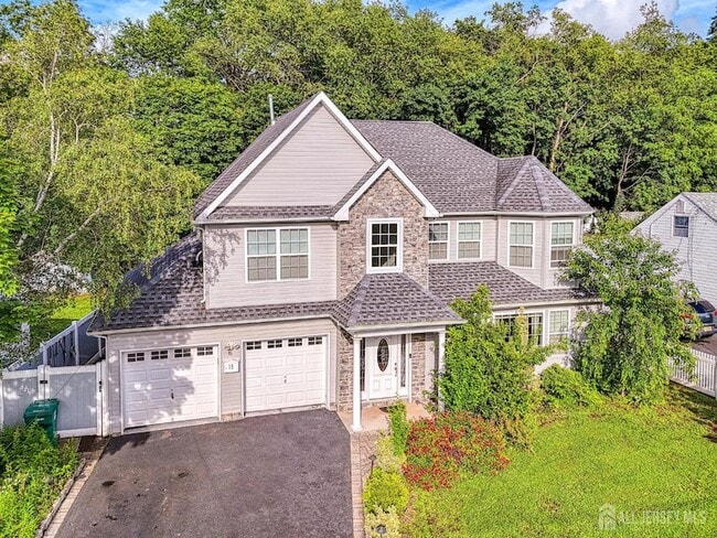 15 Altamont Rd in Edison, NJ - Building Photo - Building Photo