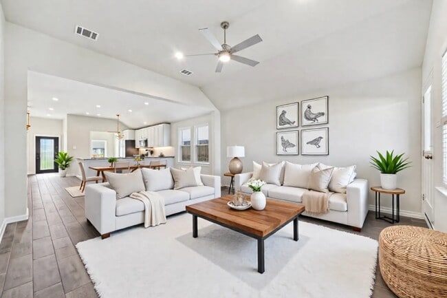 3503 Hackberry Tree Ln