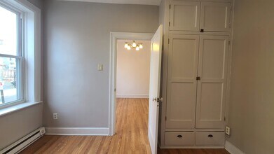 15 Hopkins Ave in Jersey City, NJ - Building Photo - Building Photo
