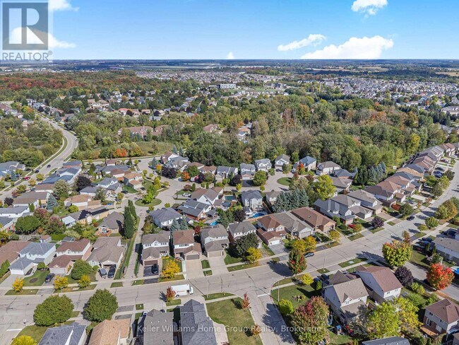 238 Briarmeadow Dr in Kitchener, ON - Building Photo - Building Photo