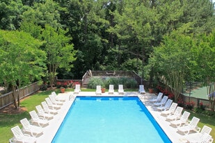 Wood Gardens in Hoover, AL - Building Photo