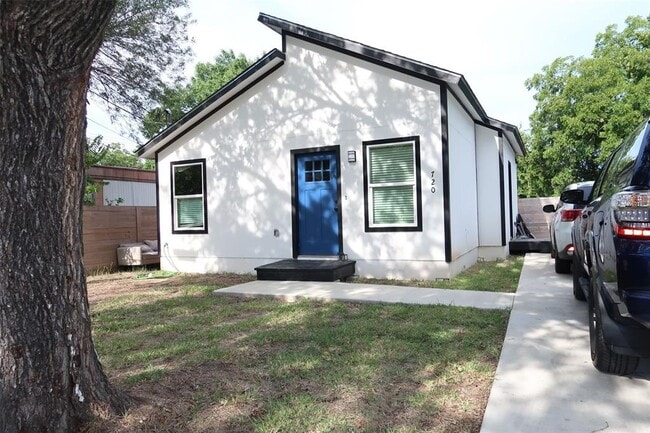 property at 720 Neches St