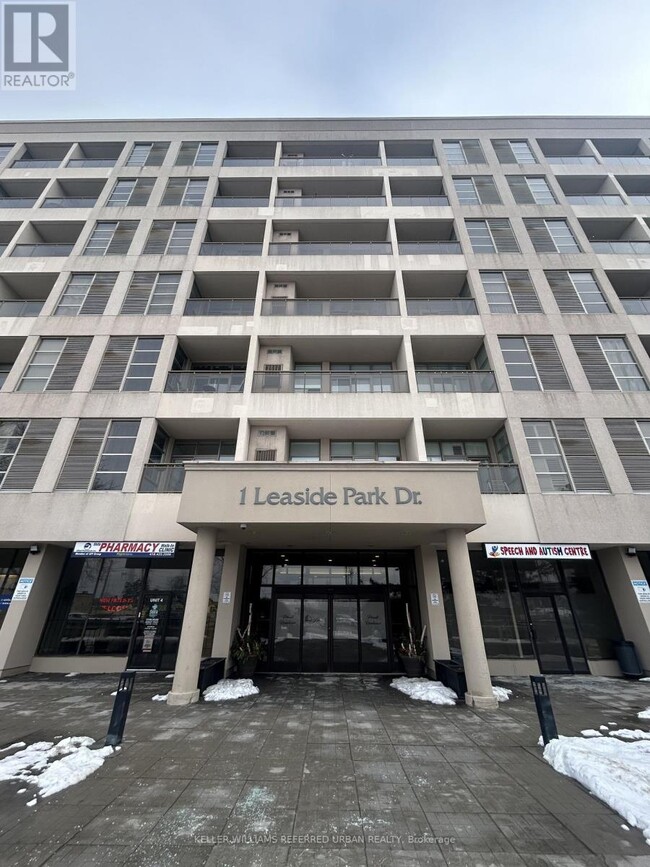property at 1 Leaside Park Dr