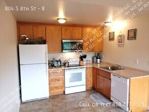 804 S 8th St in Tacoma, WA - Building Photo - Building Photo