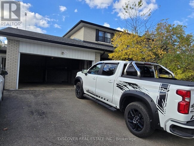 property at 783 Bloor St