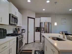 5050 Granger St in Bremerton, WA - Building Photo - Building Photo