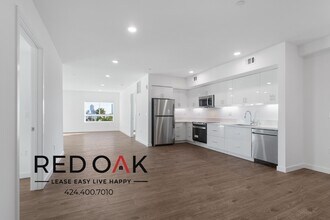 1011-1013 Everett St in Los Angeles, CA - Foto de edificio - Building Photo