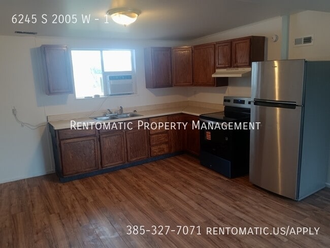 6245 Margray Dr in Taylorsville, UT - Building Photo - Building Photo