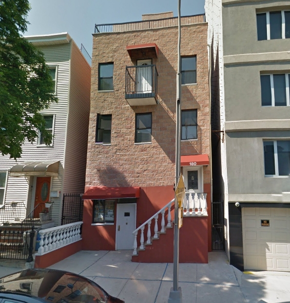 180 19th St in Brooklyn, NY - Building Photo