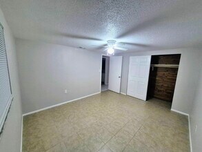 7214 Potomac Dr in Port Richey, FL - Building Photo - Building Photo