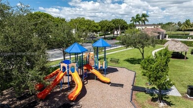 2229 SE 25th Ave in Homestead, FL - Building Photo - Building Photo