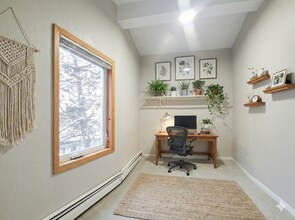 644 Van Buren St NE in Minneapolis, MN - Foto de edificio - Building Photo