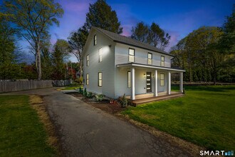 152 Partrick Ave in Norwalk, CT - Building Photo - Building Photo