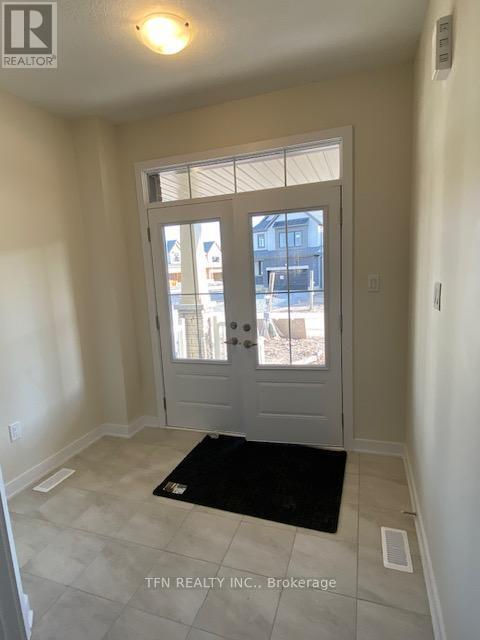 22 Downriver Dr in Welland, ON - Building Photo - Building Photo