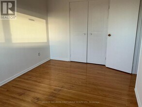 361 Linden St in Oshawa, ON - Building Photo - Building Photo