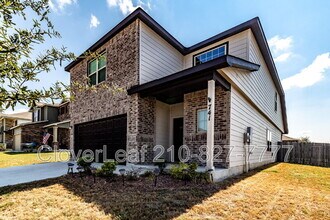 741 Tupelo Tank Dr in New Braunfels, TX - Building Photo - Building Photo