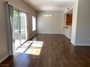 820 Sunrise Peak Way in Las Vegas, NV - Building Photo - Building Photo