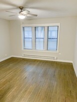 629 W Melrose St, Unit 619-2C in Chicago, IL - Building Photo - Building Photo