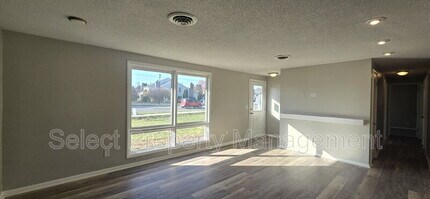 3914 Maplecrest Rd in Fort Wayne, IN - Building Photo - Building Photo