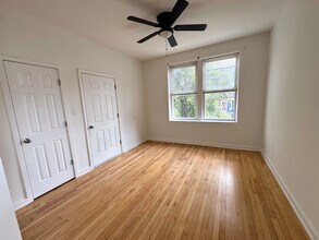2908 N Springfield Ave in Chicago, IL - Building Photo - Building Photo