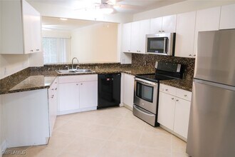 345 Gabriel Cir in Naples, FL - Building Photo - Building Photo