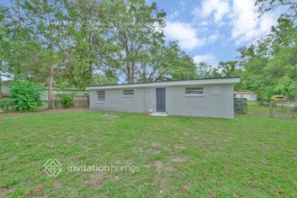 1736 Loyola Dr N in Jacksonville, FL - Building Photo - Building Photo