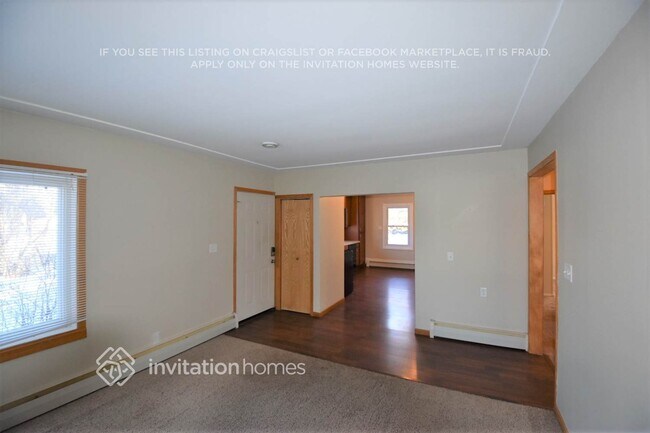 302 Zinnia Ln N in Plymouth, MN - Building Photo - Building Photo
