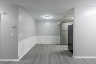 Wind Crest Apartments & Townhomes in Murfreesboro, TN - Foto de edificio - Interior Photo