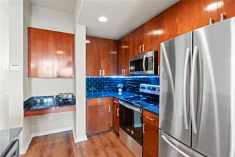 361 17th St in Atlanta, GA - Building Photo - Building Photo