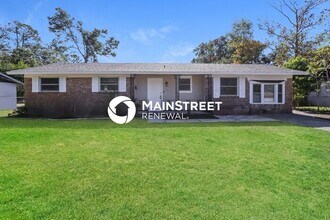 7912 Dalehurst Dr S in Jacksonville, FL - Building Photo - Building Photo