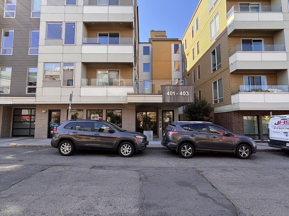 401 1st St-Unit -101 in South Boston, MA - Building Photo