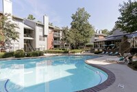 Building Photo - W Flats Apartments in Charlotte, North Carolina