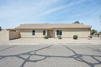 40130 N Costa Del Sol Dr in San Tan Valley, AZ - Building Photo - Building Photo