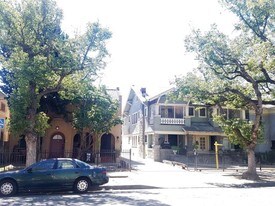 914-918 W 40th Pl in Los Angeles, CA - Building Photo
